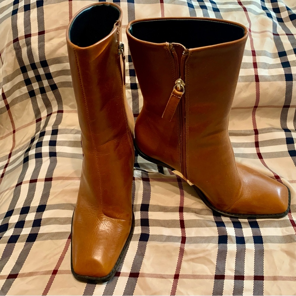Upscale Zara Fancy Brown Leather Heels Ankle Boots. Sz 37 Gently used!